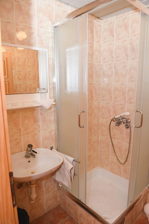 Beli Dvor Hotel Sombor Værelse billede