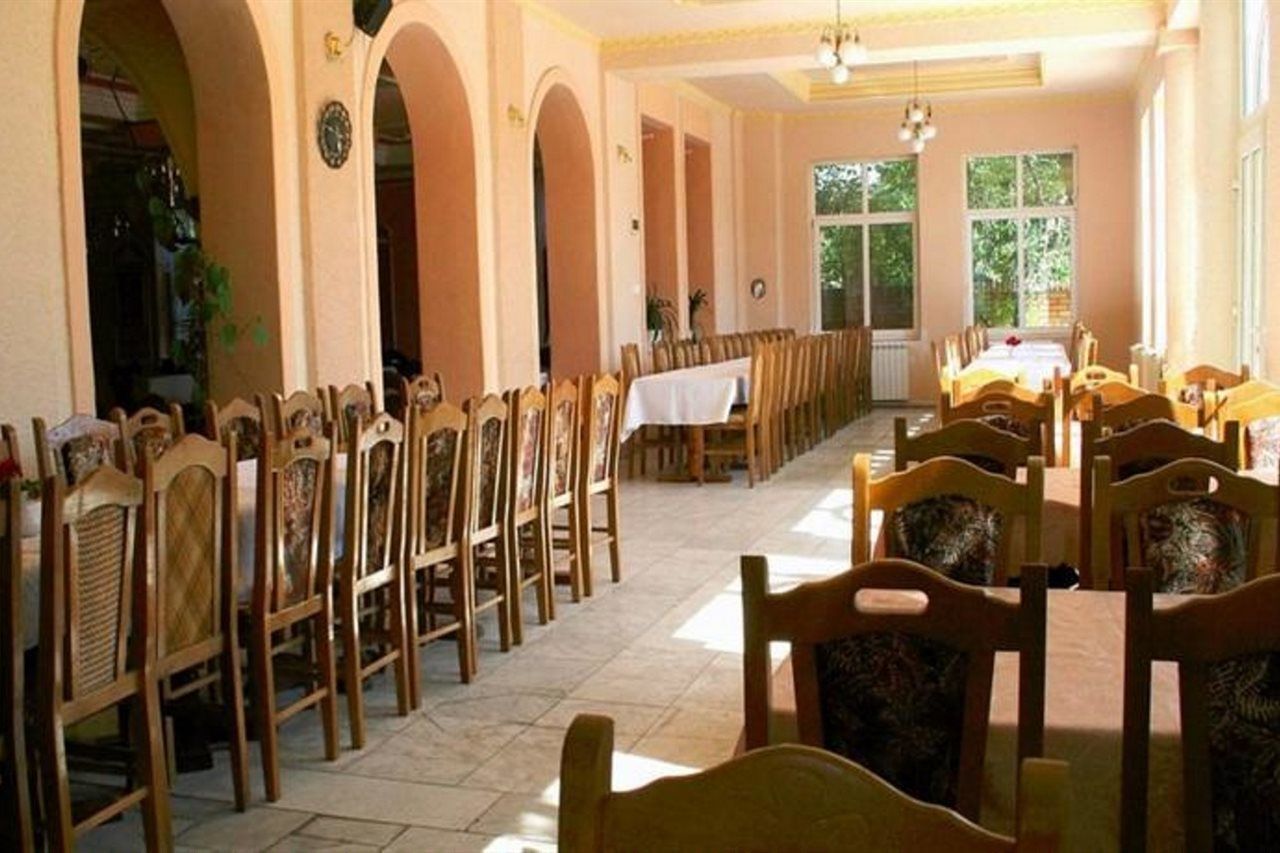 Beli Dvor Hotel Sombor Eksteriør billede